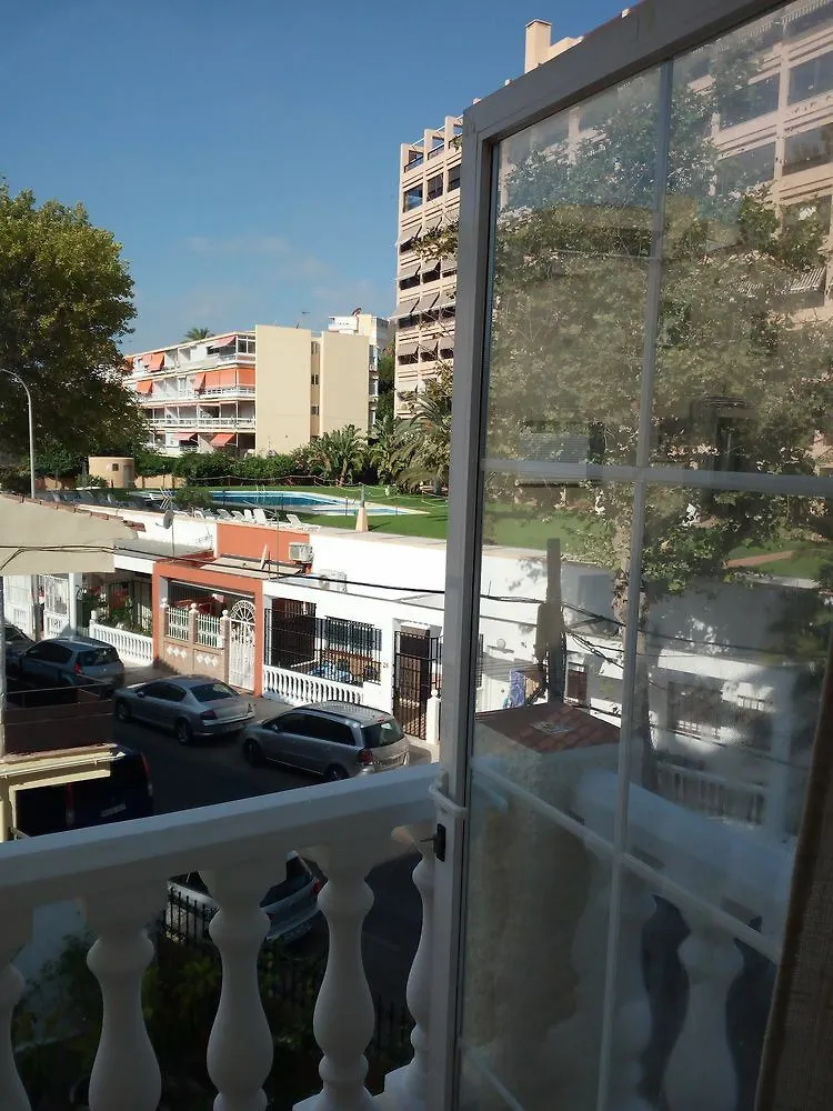 托雷莫利诺斯 Carihuela Sun Beach酒店 3*,  西班牙