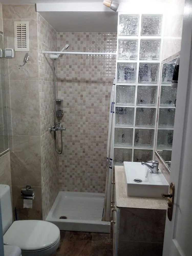 托雷莫利诺斯 Carihuela Sun Beach酒店